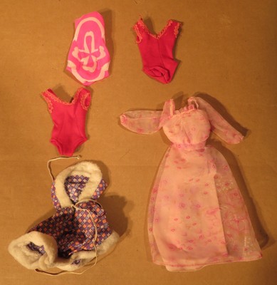Vintage Barbie Clothing, Accessories & Doll Case