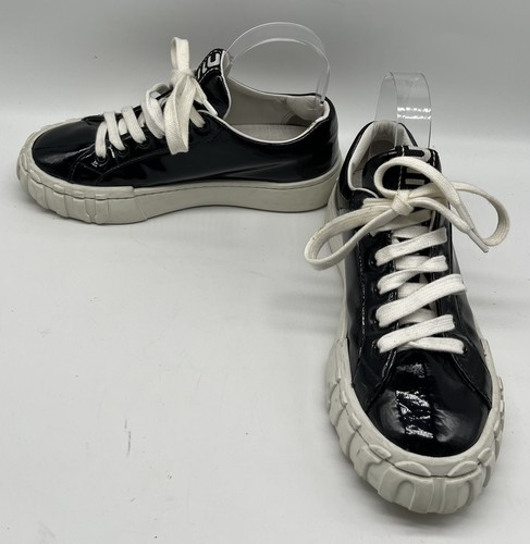 靴 90s00s miumiu archive leather sneaker 靴 90s00s miumiu archive leather sneaker Miu Miu Leather
