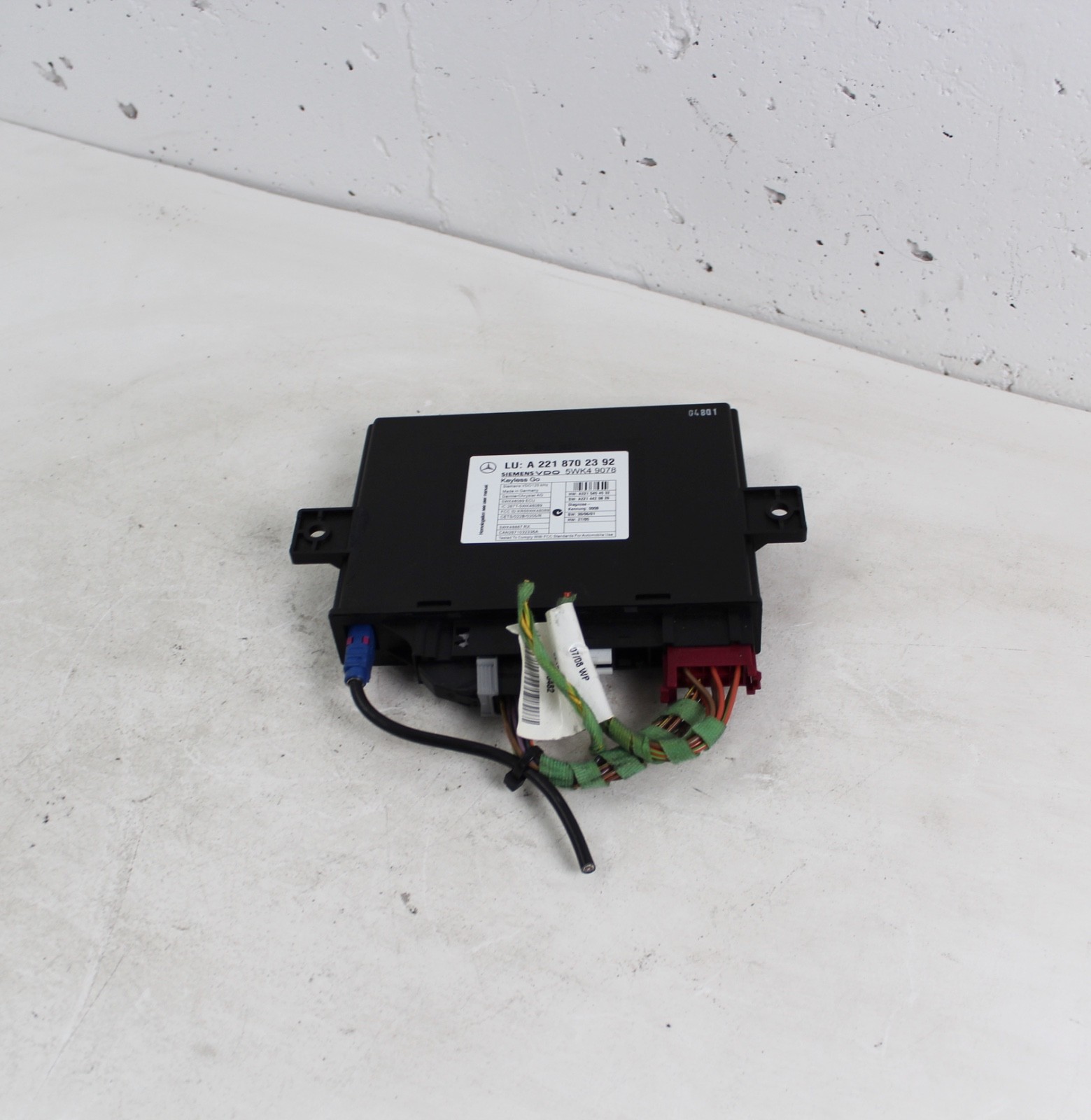 2007-2013 Mercedes W221 S550 S600 CL550 Keyless Go Control Module A2218702392