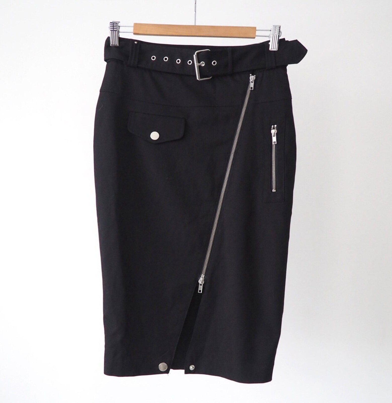ワンピース JEAN PAUL GAULTIER Women Mid Skirts RO370IT005 Black $_57.JPG?set_id=880000500F