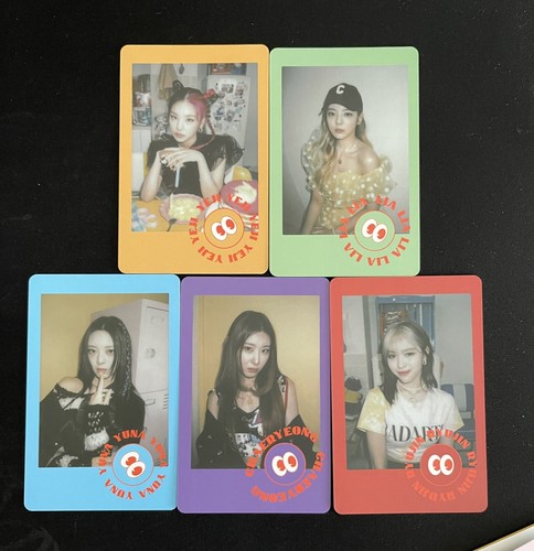 ITZY CRAZY IN LOVE TARGET PHOTOCARD Set Yeji Yuna