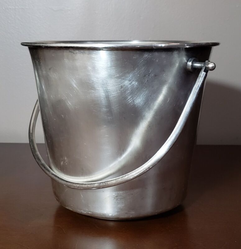 Vintage Silver Plated Champagne Bucket / Ice Hold with Bale Handle