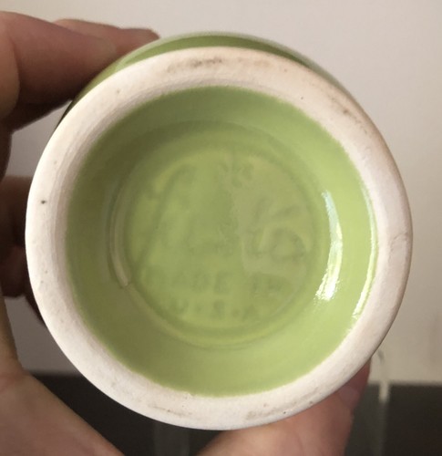 RARE HTF Vintage Fiesta Chartreuse Egg Cup - 1950’s Homer Laughlin Fiestaware