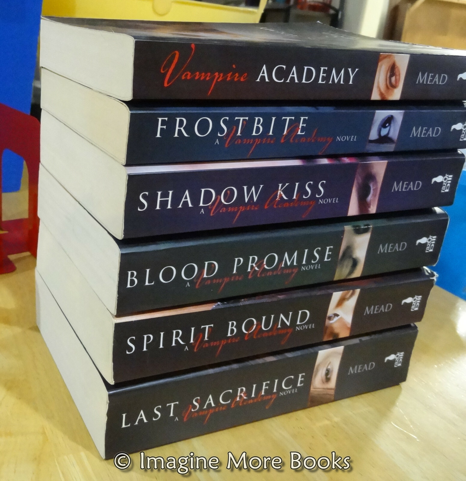 Vampire Academy Books 16 by Richelle Mead Complete