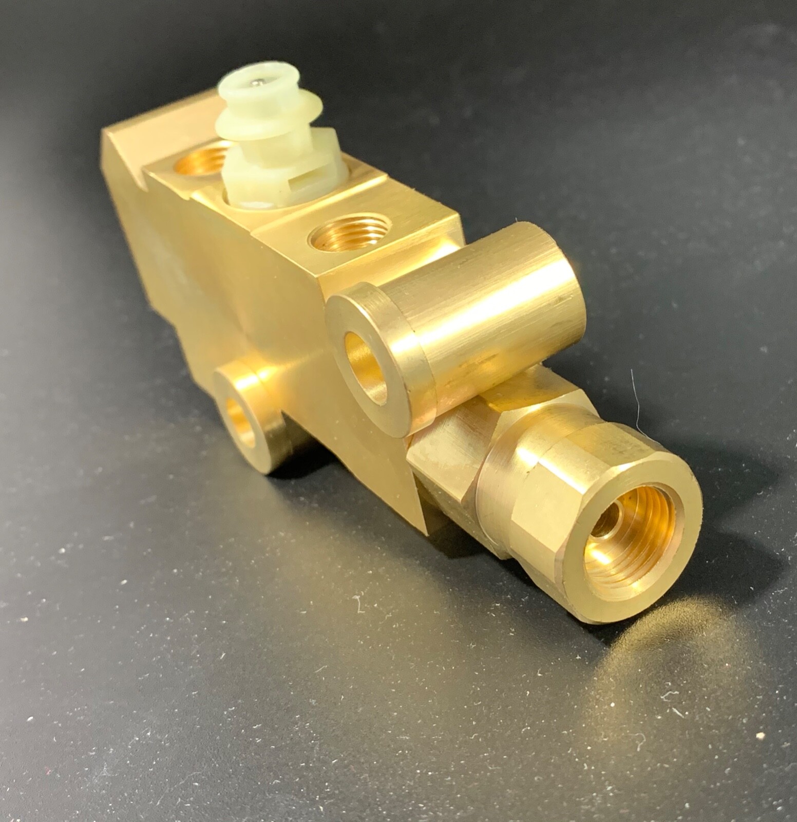 GM CHEVY DISC/DISC BRAKE AC DELCO PROPORTIONING VALVE PV4 with wire