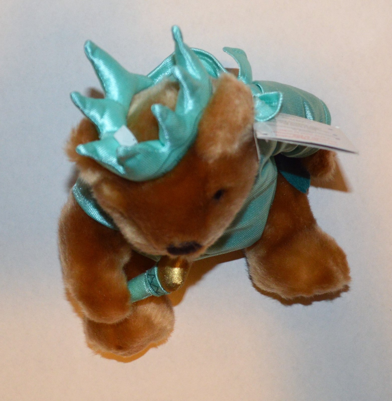 NWT Hard Rock Cafe 2002 NEW YORK STATUE OF LIBERTY Herrington Teddy Bear Toy