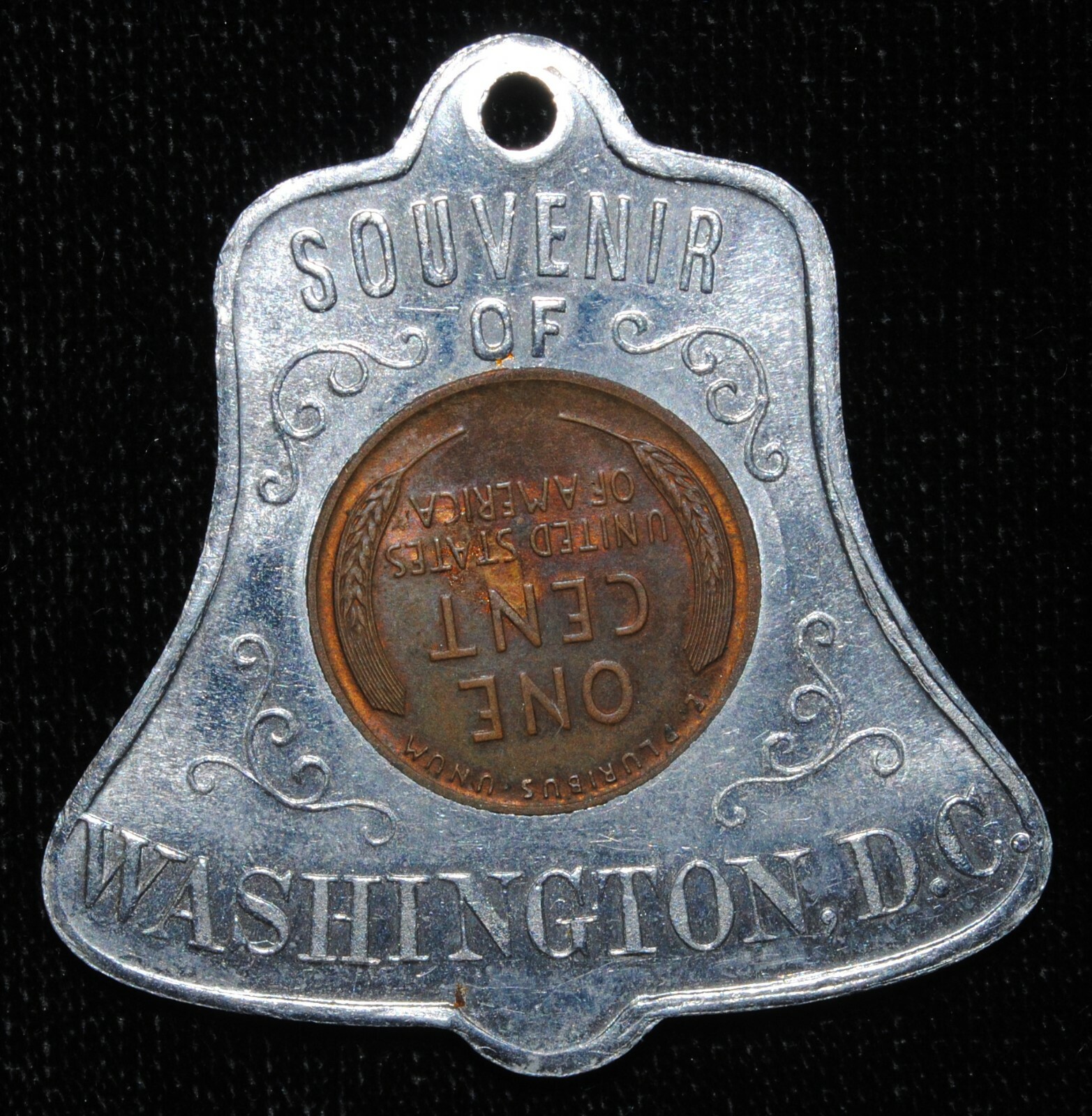 1938 SOUVENIR OF WASHINGTON DC ENCASED LINCOLN CENT (03160)