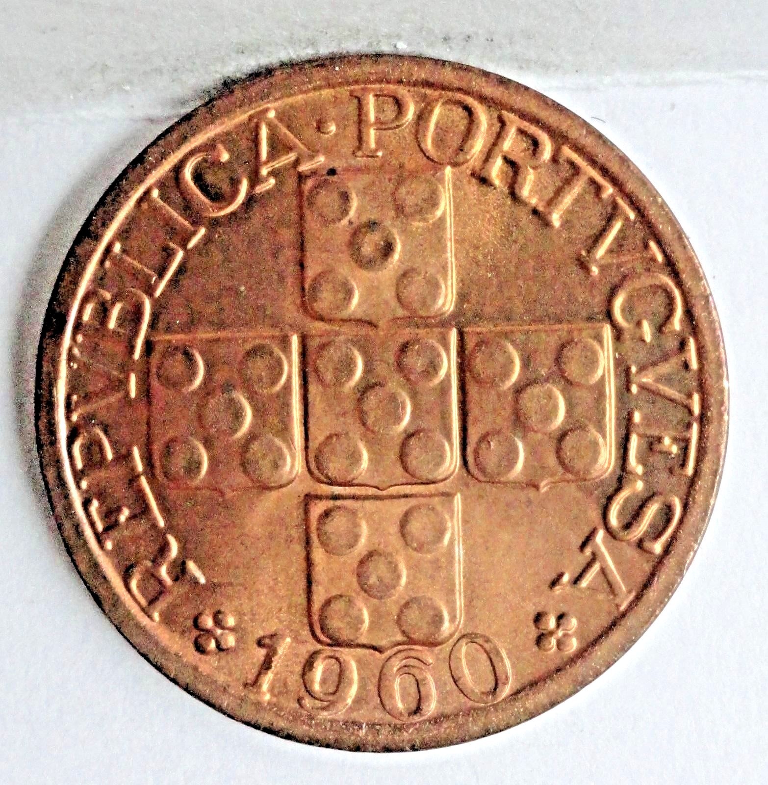 1960  PORTUGAL, 20 CENTAVOS, BRILLIANT UNCIRCULATED
