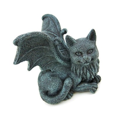 winged cat gargoyle statue
