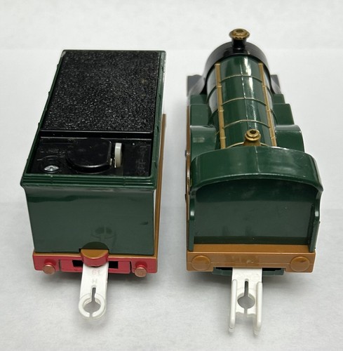 Thomas & Friends TrackMaster Motorized Emily Engine w/ Tender 2004 Tomy WORKING!