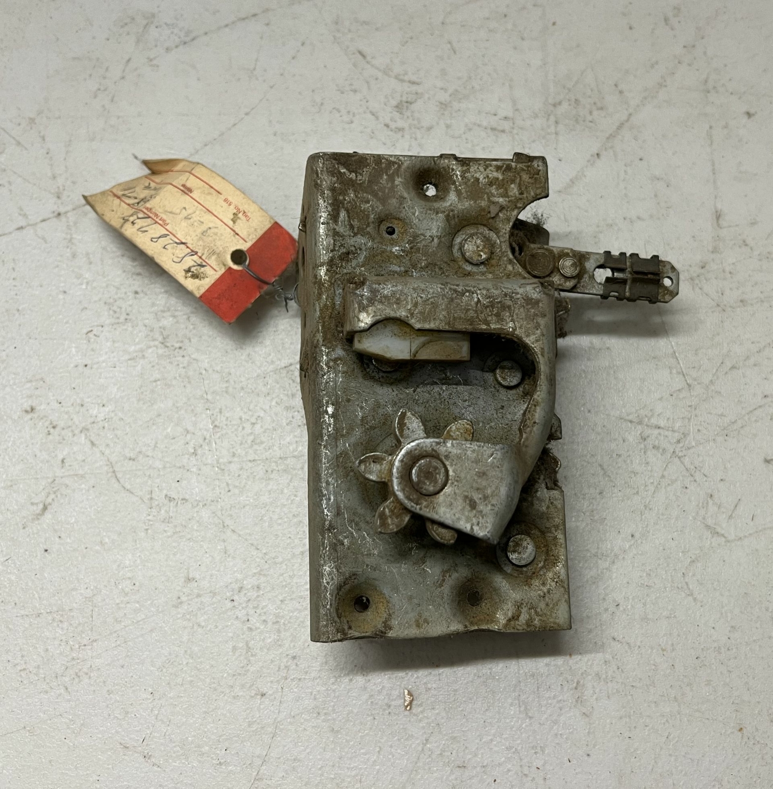 1967-71 Dodge Truck Door Latch Lock Assembly D100 W100 W200 Power Wagon 70 RH 69