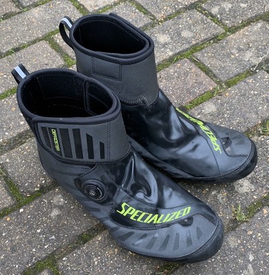 specialized defroster shoes