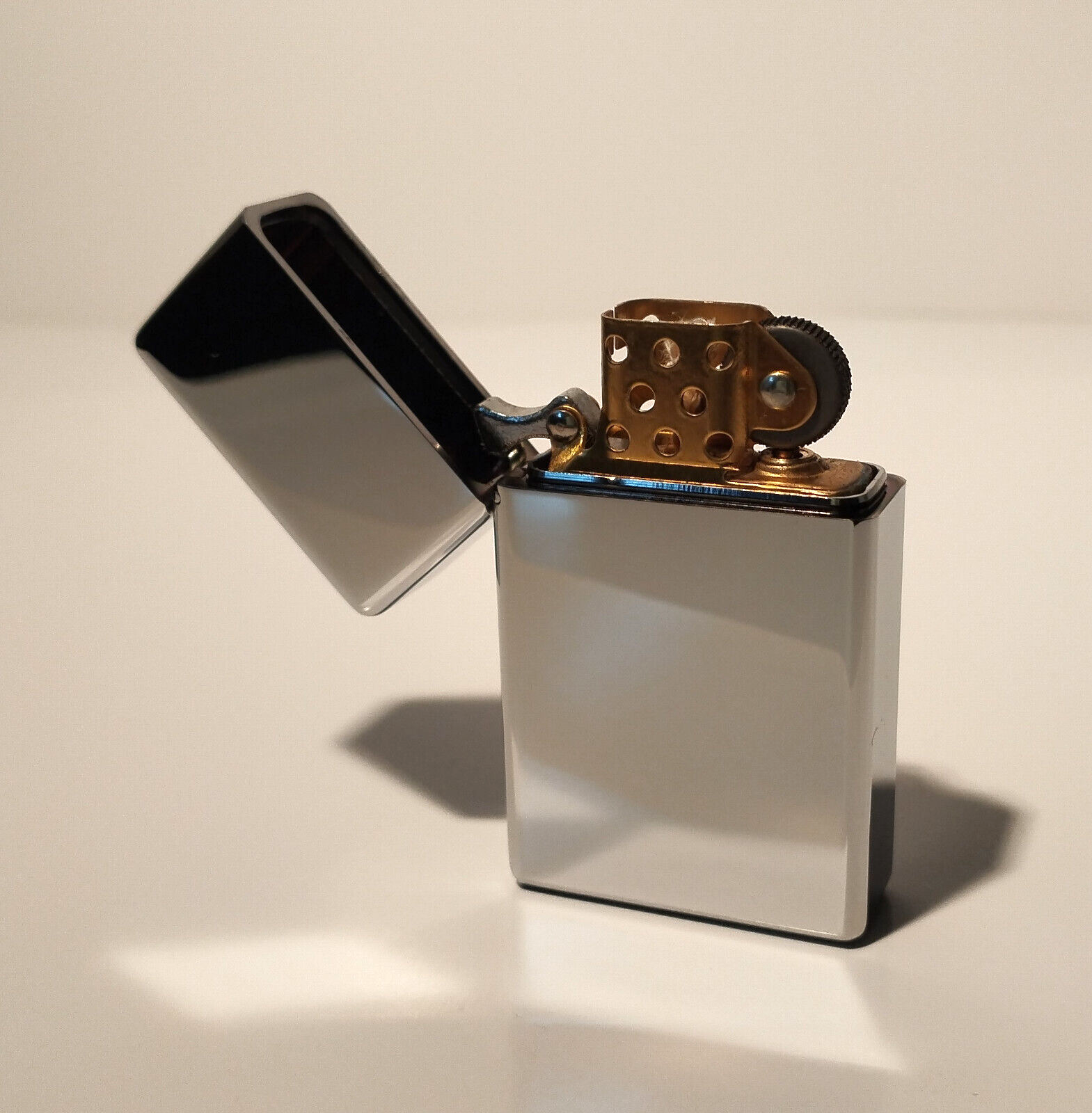 Zorro 538 Silver Chrome Brass Lighter - 115g Case & Heavy Duty