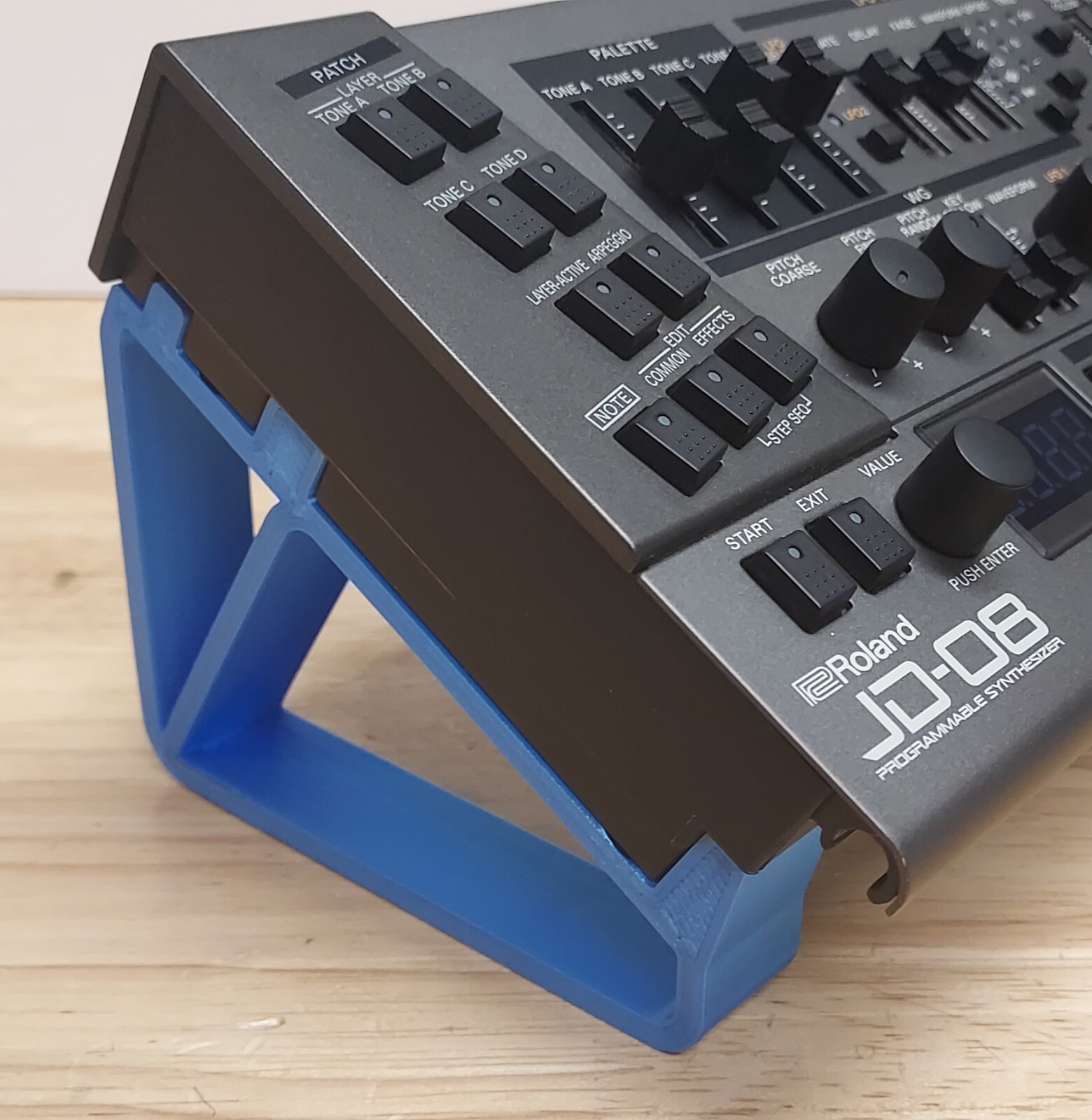 Roland JD-08 + Decksaver + 専用ケース Roland JD-08 + Decksaver + 専用ケース