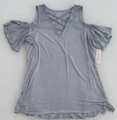 Francesca's (NWT) Women's Cold Shoulder Short Sleeve Knit Top Size Medium