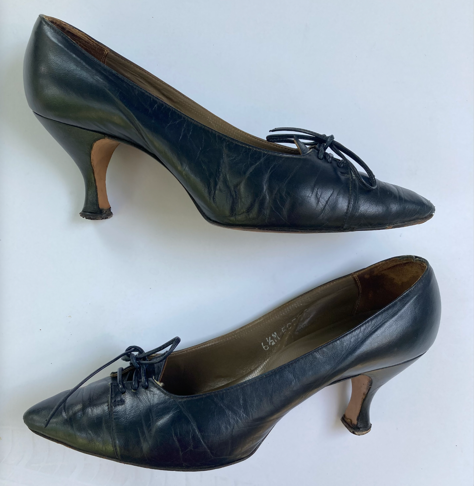Capezio Vintage 1965 Kid Leather Shoes 6 1/2 Medium with Box