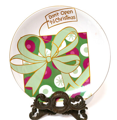 ROYAL NORFOLK Ribbon & Wrap DON'T OPEN TIL CHRISTMAS 8'' Salad Dessert Plate