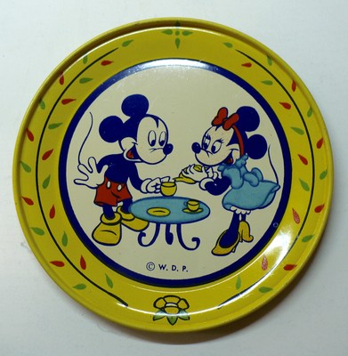 VINTAGE TIN LITHO TOY WALT DISNEY PRODUCTIONS W.D.P. 9 PIECES INCLUDING TRAY VGC