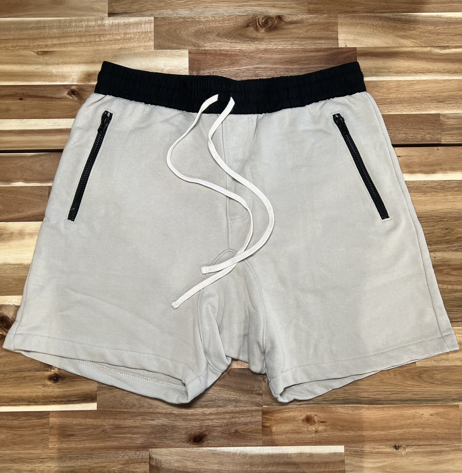 Шорты Fear of God Essentials 