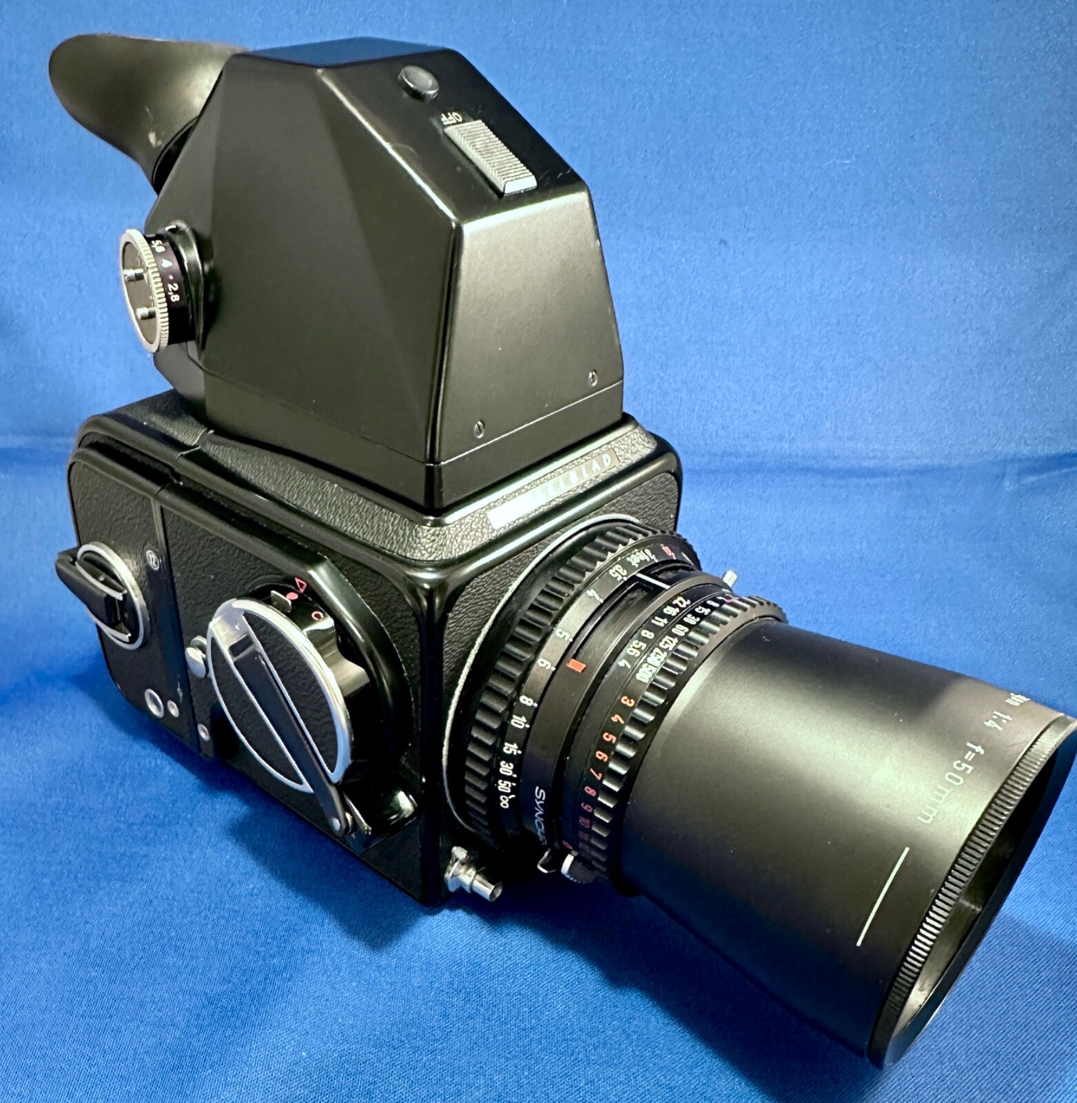 hasselblad 500cm 美品 Hasselblad 500 C/M with Two Lenses, Accessories & Hasselblad