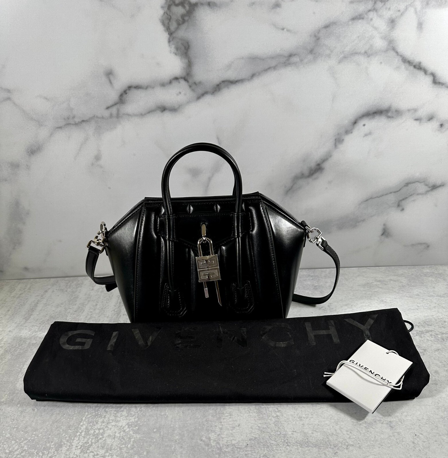 【関税&送料込】Givenchy Antigona Lock - Toy Bag Givenchy Antigona Lock Bag | eBay