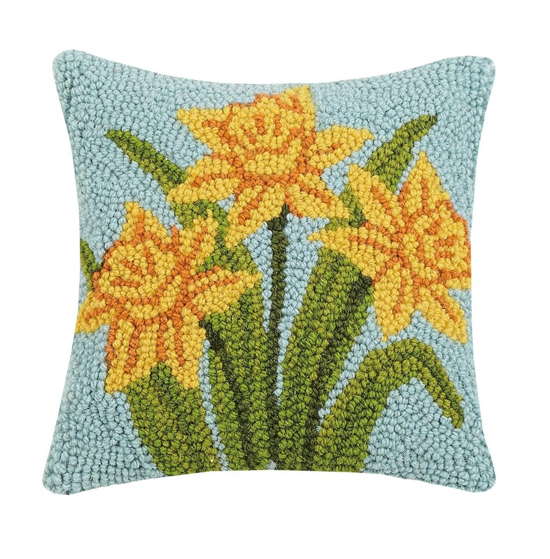 Peking Handicraft Daffodil Hook Pillow, 10-inch Square, Wool and Cotton