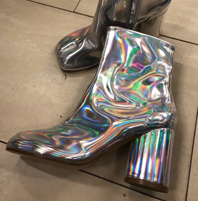 margiela iridescent tabi