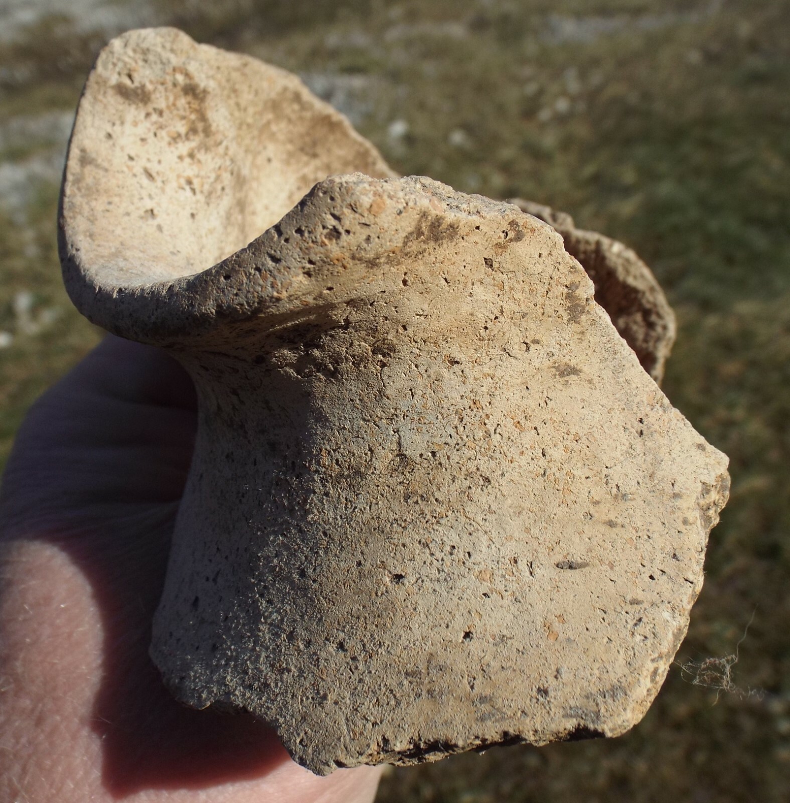hooded vessel fragment from Kentucky, artifacts, arrowheads