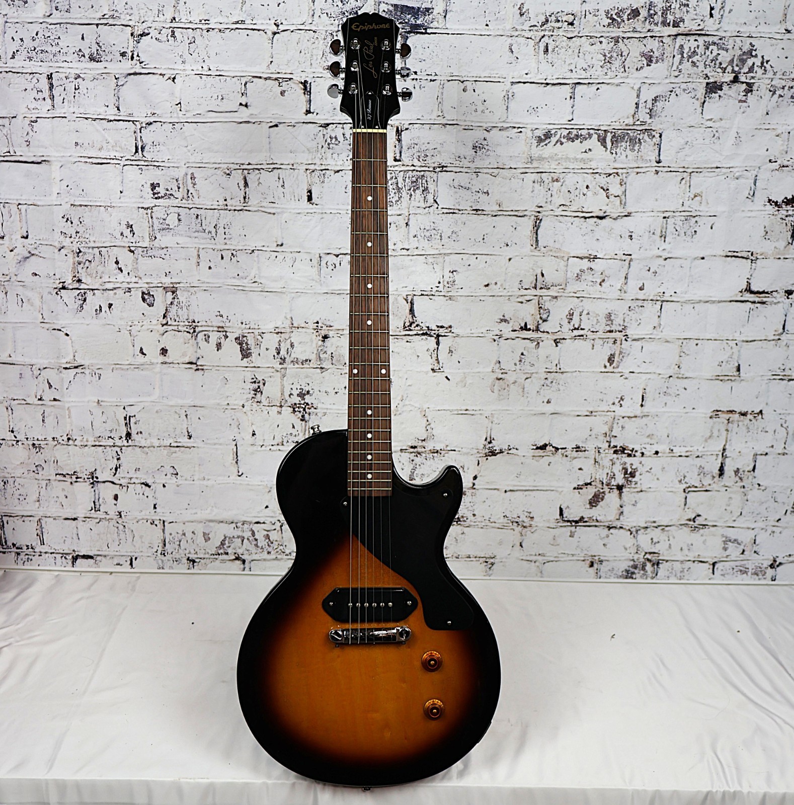 ギター Epiphone Les Paul Junior 57 reissue Epiphone Les Paul Junior '57 Reissue | Reverb