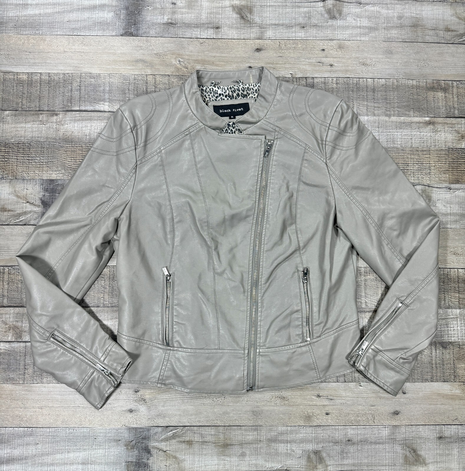 Black Rivet Jacket Womens Extra Large Gray Faux Leather Moto Style Zip Coat