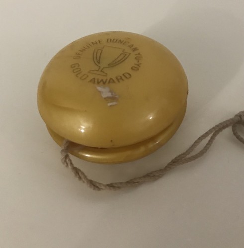 Yo-Yo Vintage genuine Duncan gold award 100% Authentic