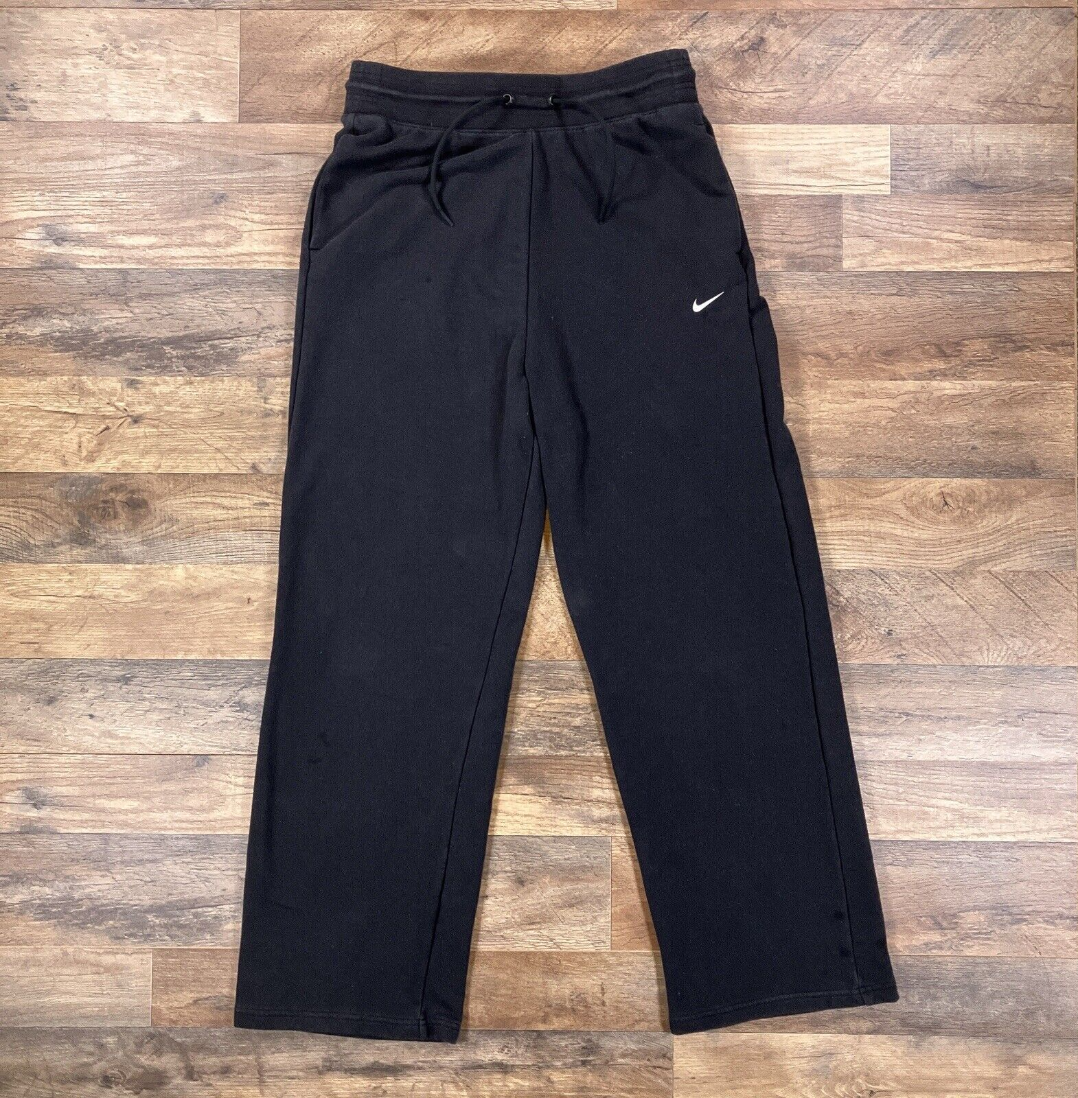 baggy joggers nike