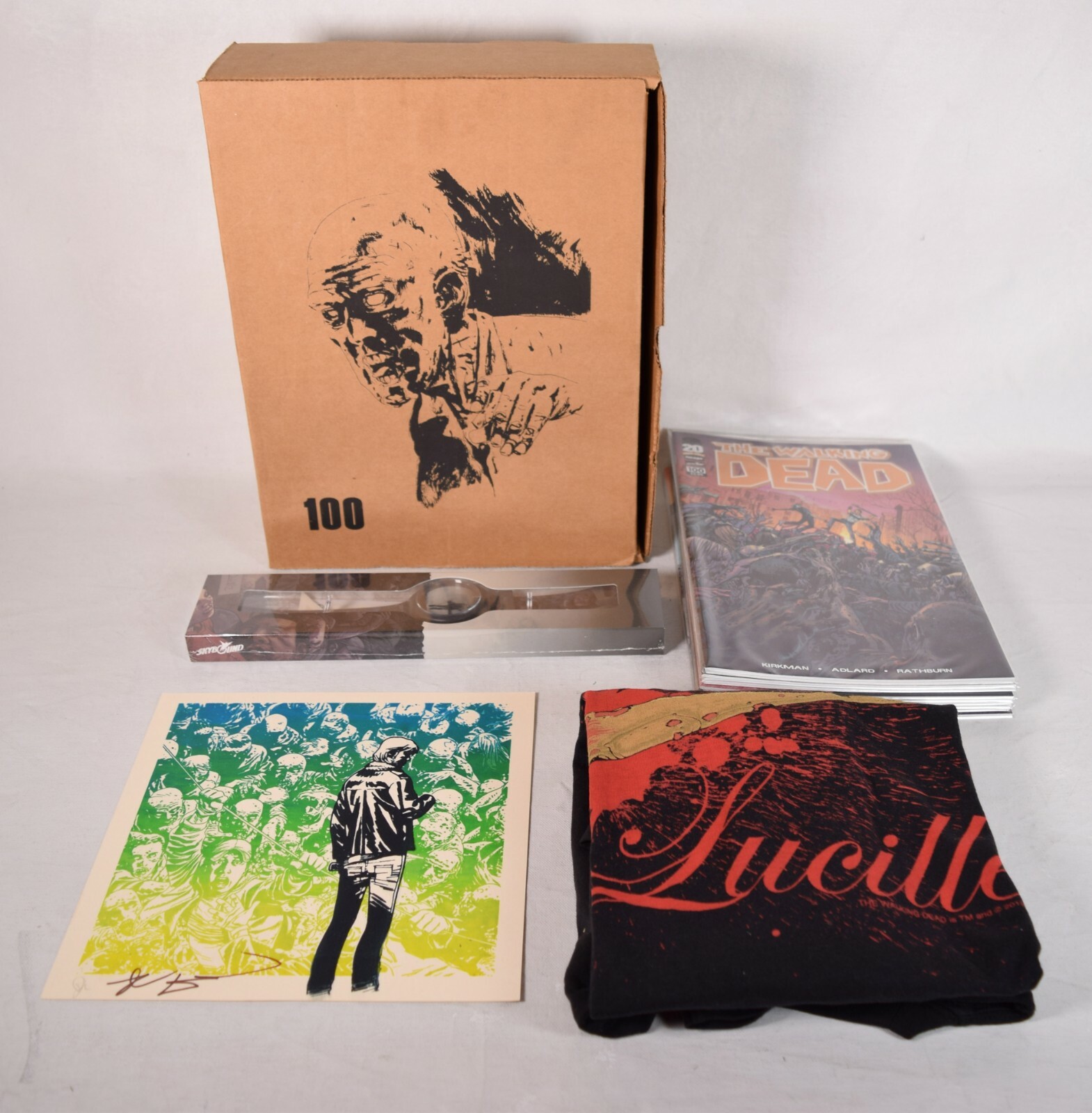 Walking Dead 100 Box Set Skybound T-Shirt Watch Escape
