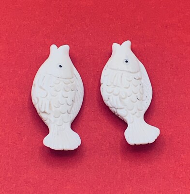 Ivory Cream Carved Animal Bone Fish Beads Lot of 2 Drilled Holes 39mm Long