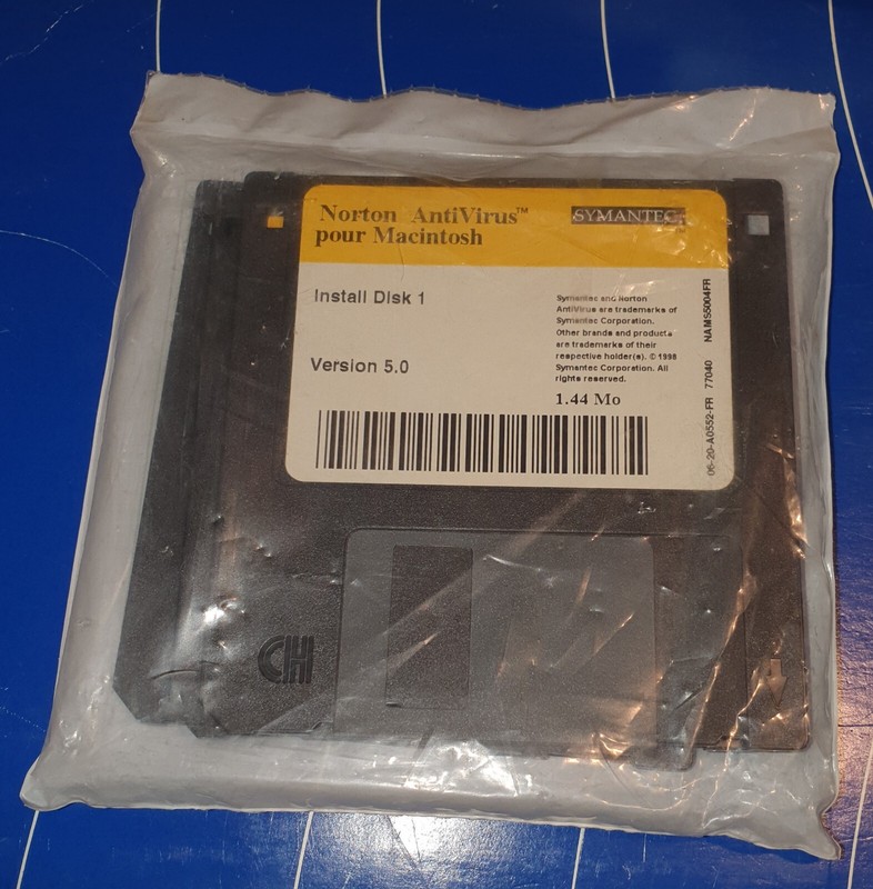 Symantec Norton Antivirus Pour Macintosh Version 5.0 - 1998 - Trois Disquettes