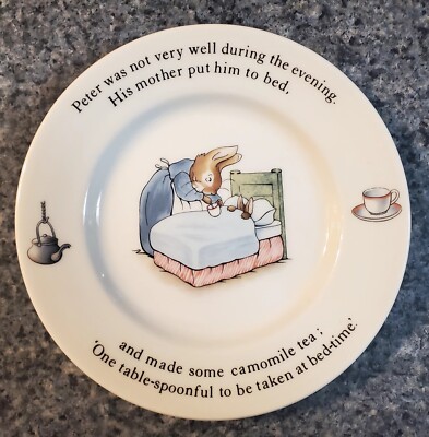 VINTAGE Wedgewood Peter Rabbit 7'' plate