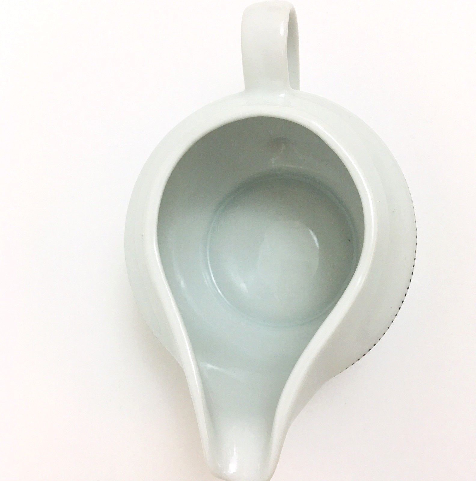 Pier 1 Metro Line Design Creamer Italy Black on White