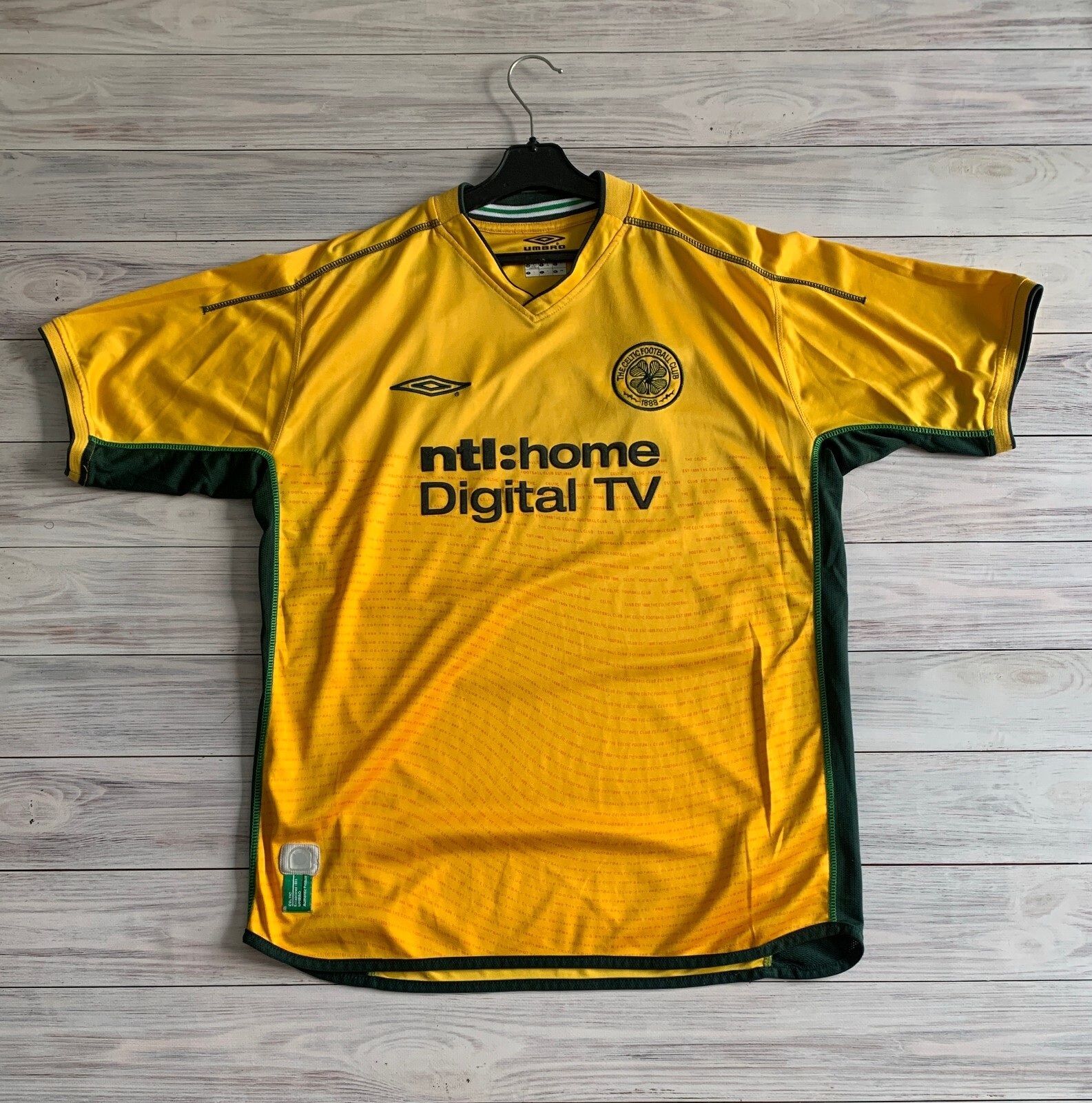 【新品未使用】UMBRO Celtic FC 02/03 away ユニフォーム Celtic 2002 - 2003 Away football shirt jersey Umbro size L