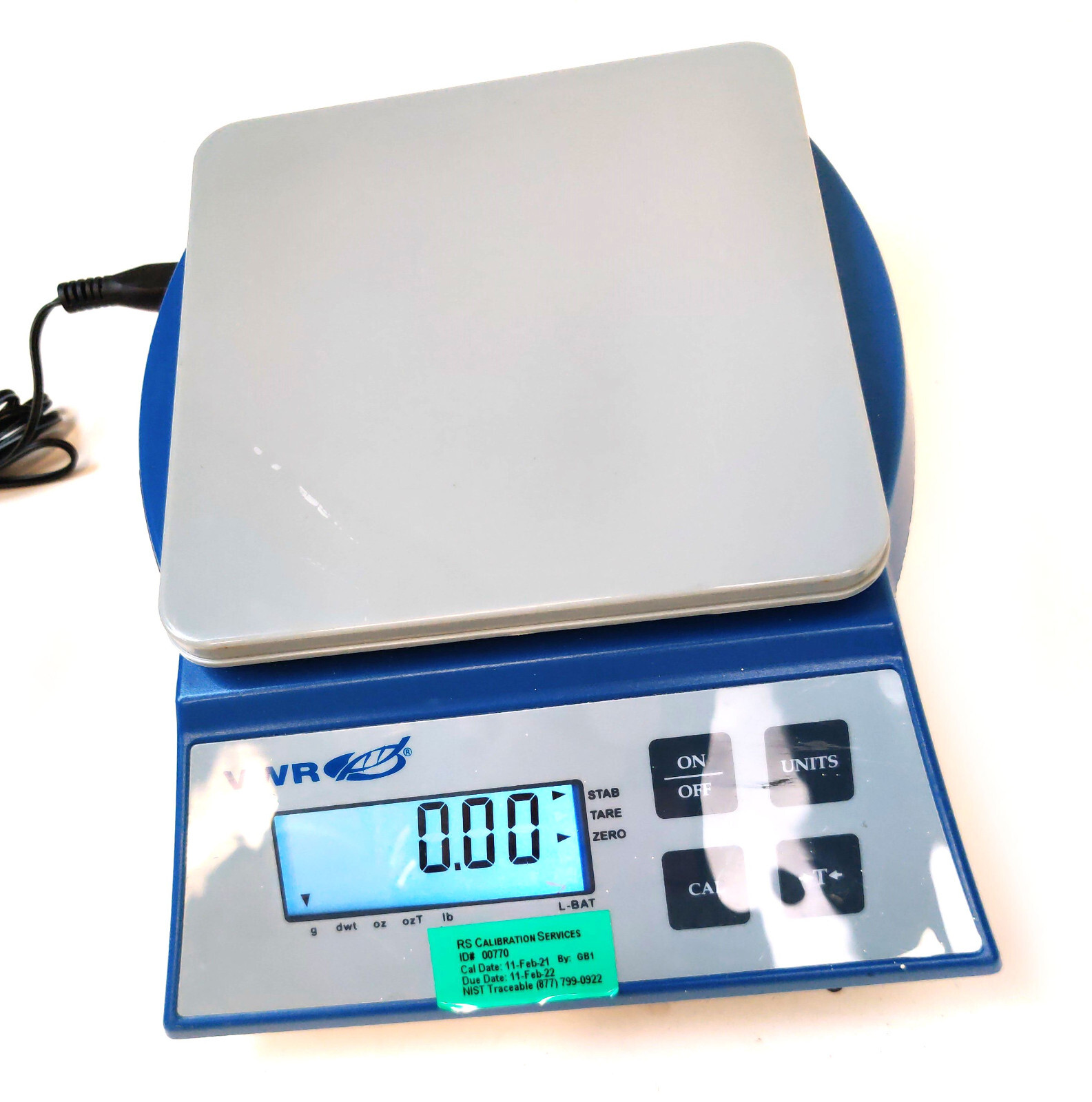 VWR 500P Portable Toploading Balance 500 g, 0.01 g Readability w/ Power