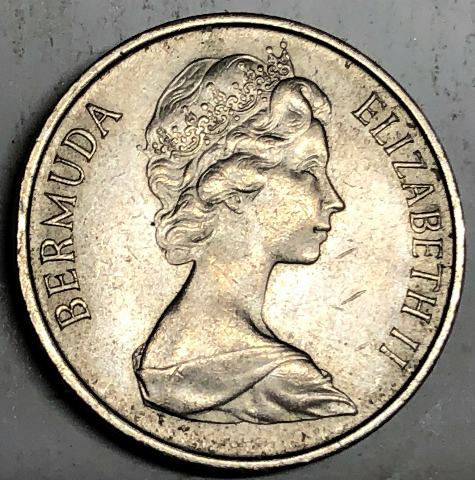 # C8357     BERMUDA    COIN,    5  CENTS    1970