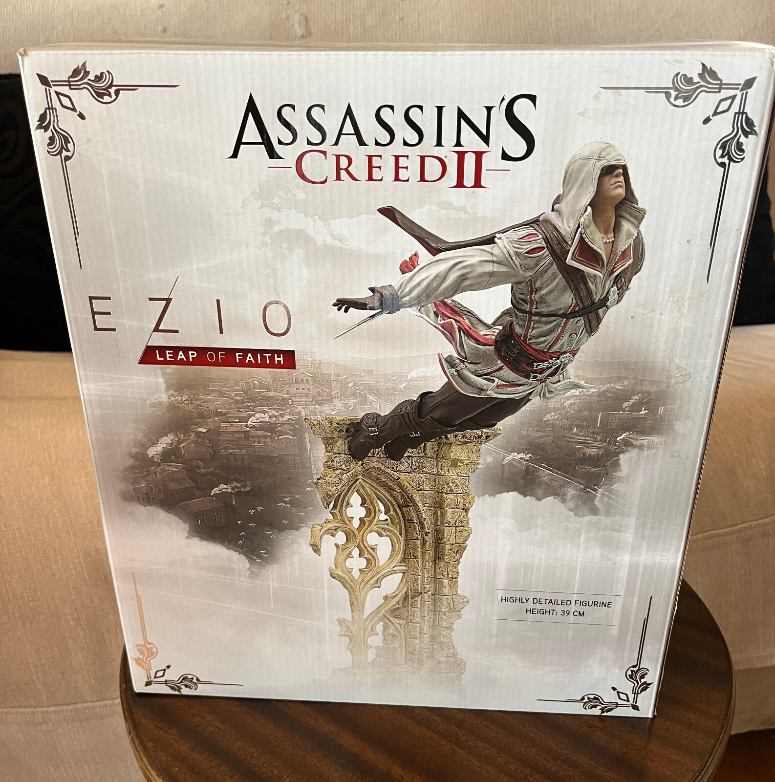 ASSASSIN's EZIO LEAF of FAITH Qlectors Assassin's Creed Ezio