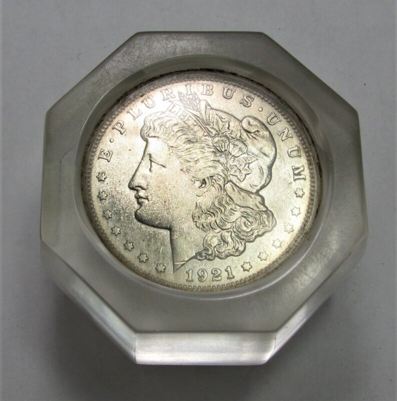 Morgan Silver Dollar 1921 Paperweight in Lucite - Octagon  - Nice - BB376