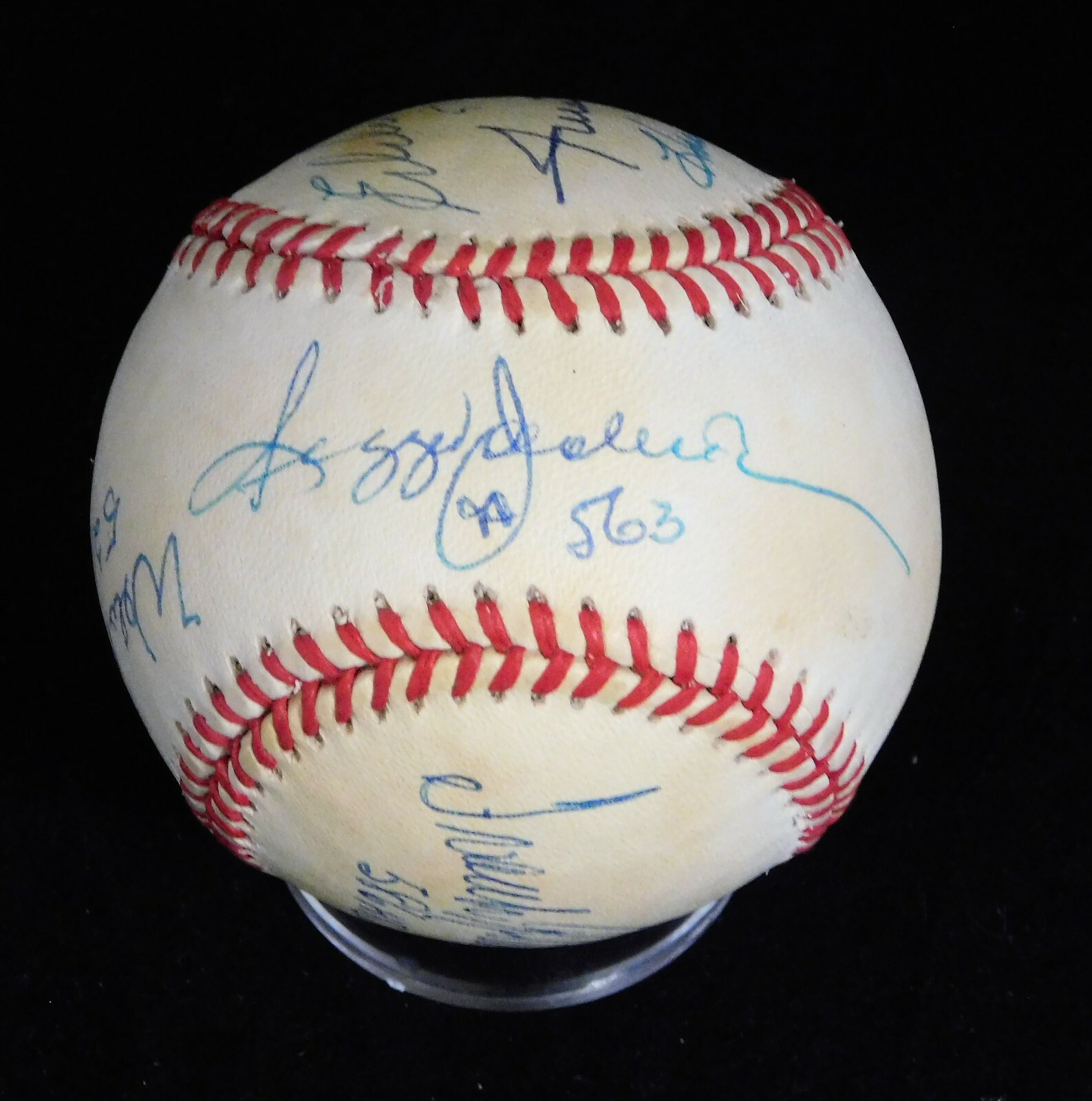 シ*ウ様 レア 500号 Home Run Club 8人 直筆サインボール Charitybuzz: 500 Home Run Club Baseball Signed by Mantle