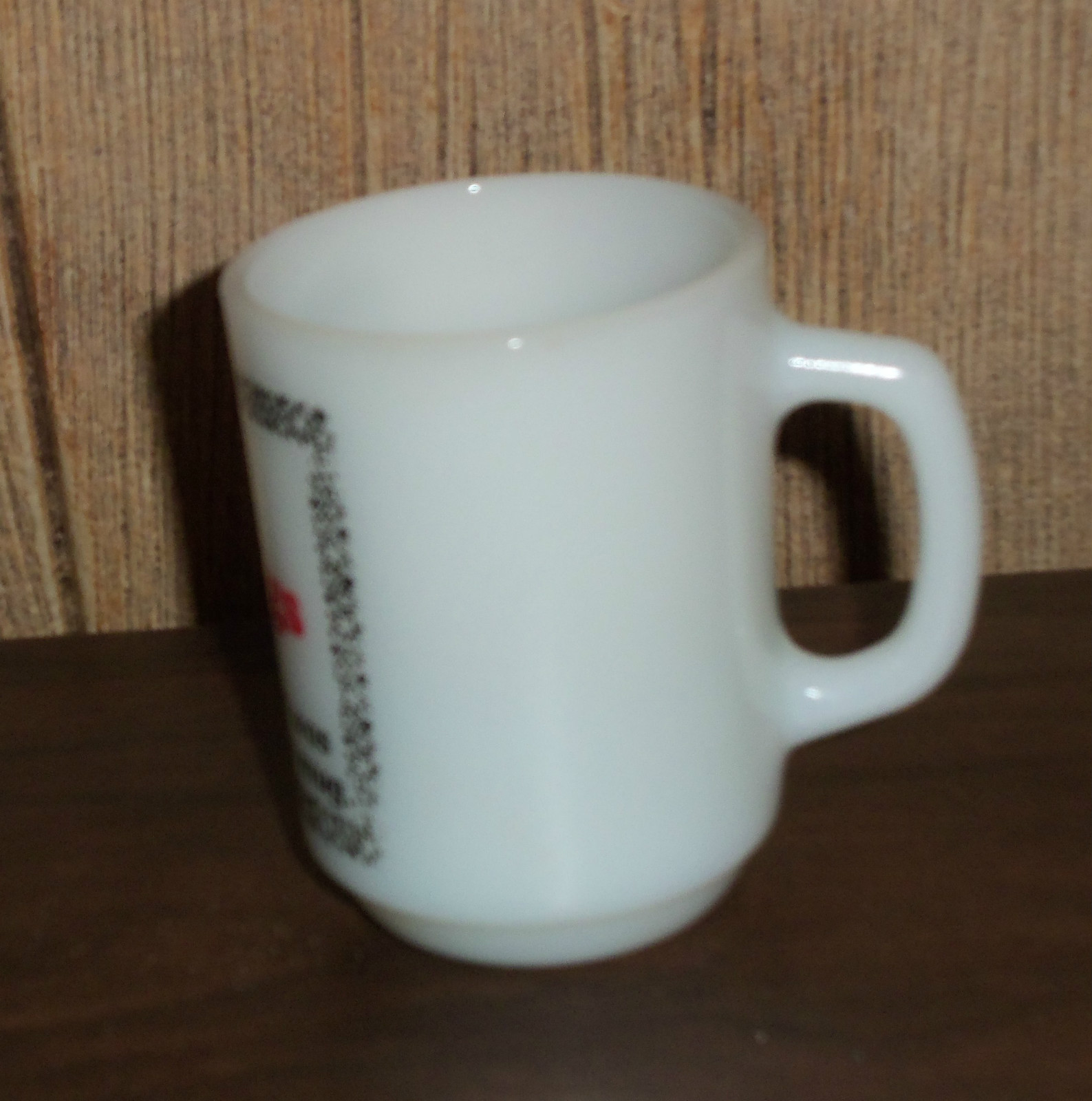 ANCHOR HOCKING SIX FLAGS MUG CUP - MILK GLASS - 