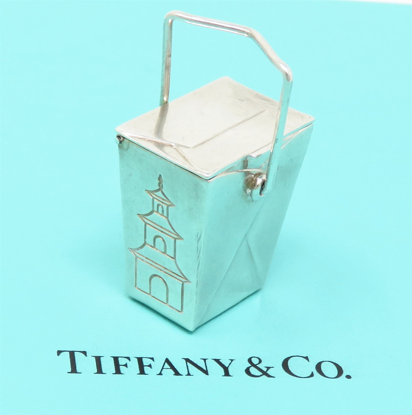 NYJEWEL Tiffany & Co. 925 Silver Chinese Take Out Pagoda NYJEWEL Tiffany & Co. 925 Silver Chinese Take Out Pagoda