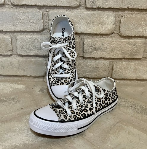 converse leopard