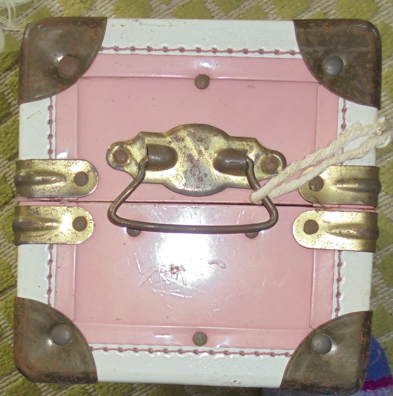 Vintage 1950's Vogue Ginny Logo Pink Metal Case Trunk