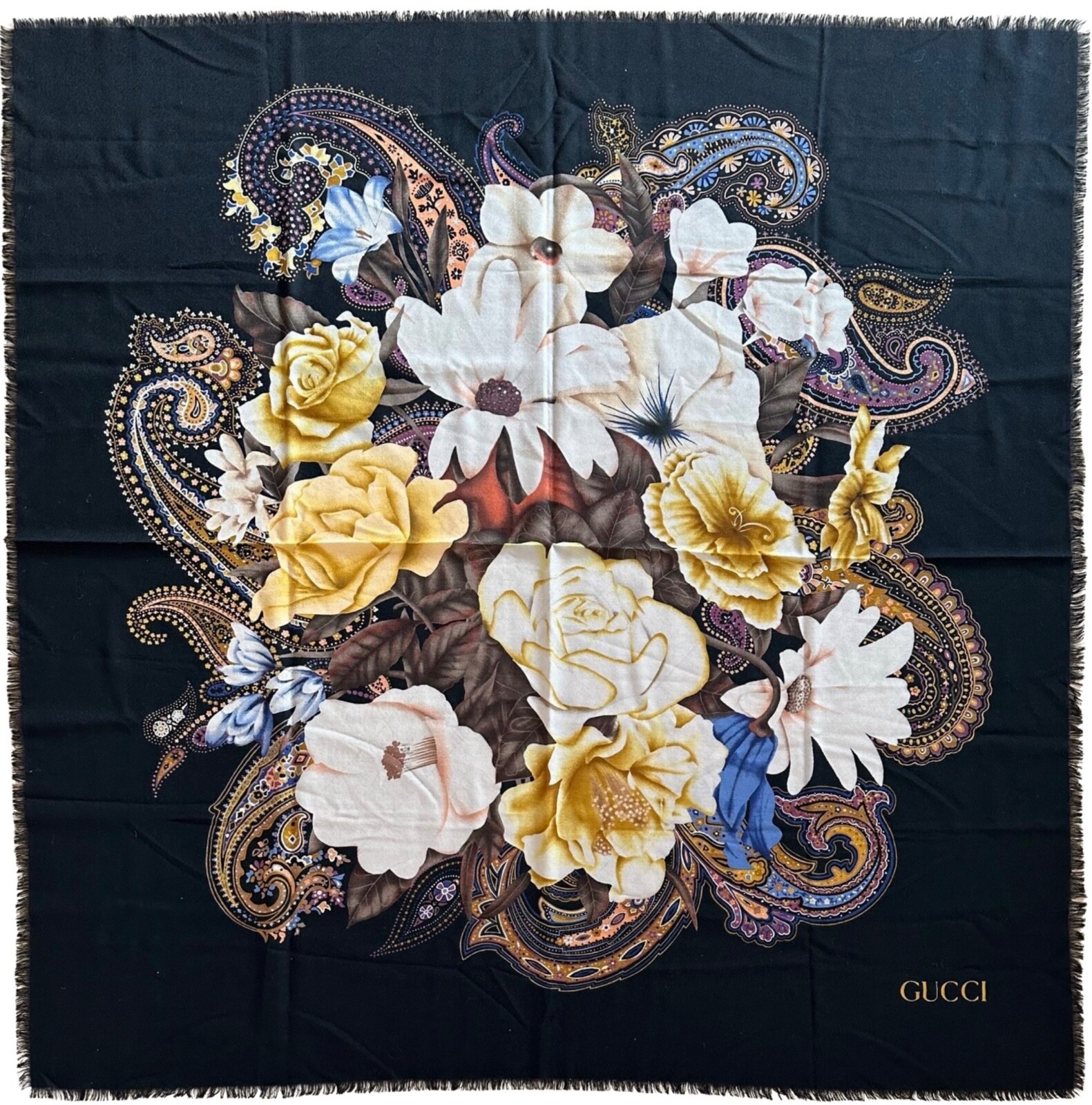 【超希少】額装 スカーフ GUCCI 楽天市場】【中古】【良い】 GUCCI グッチ LE LEGGENDE スカーフ