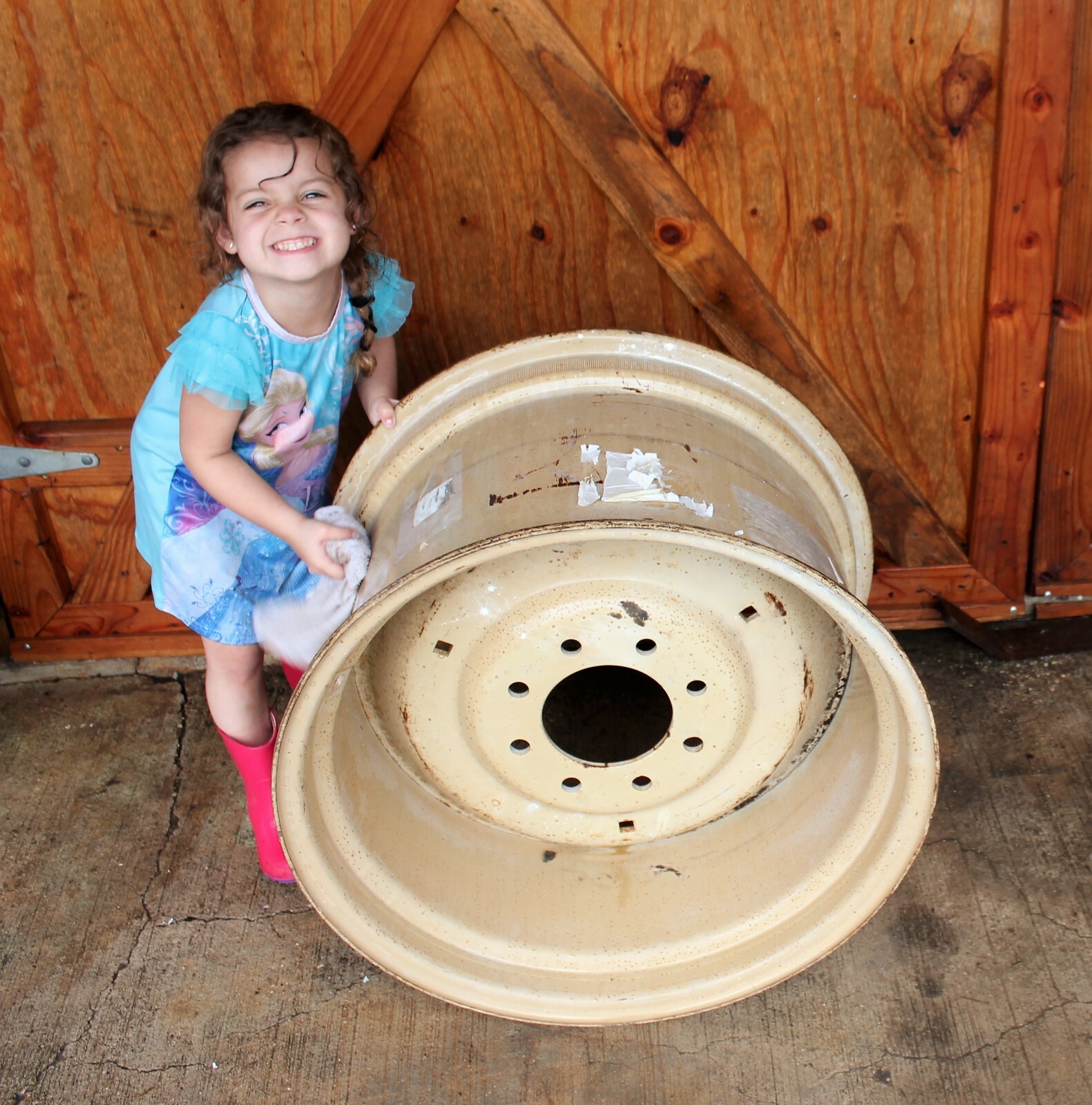 Titan Italla Wheel New Holland W15LX24 TITAN 01 03 T, 86598759, 10 10 (NEW)