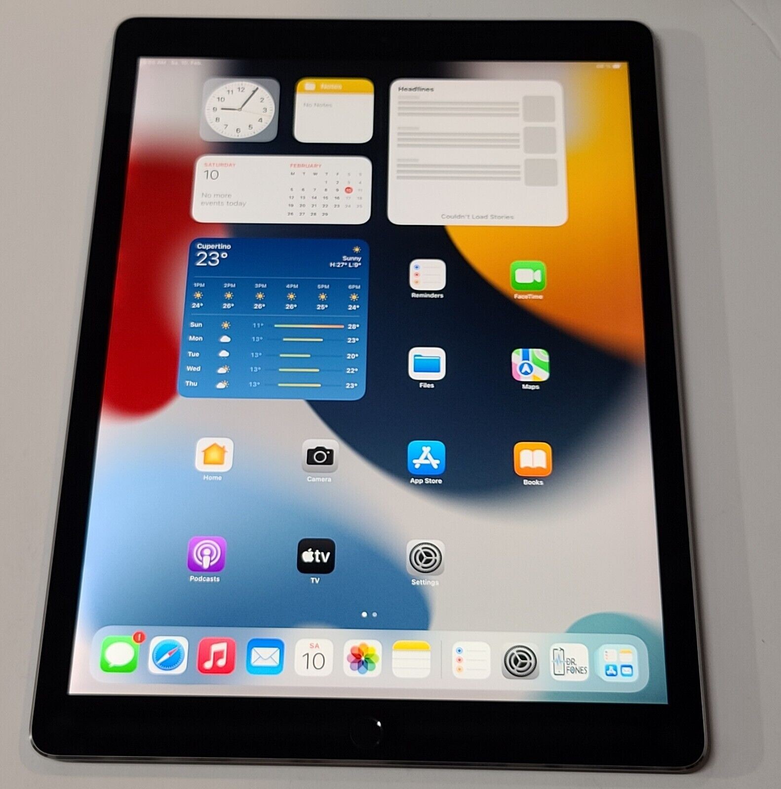 Apple iPad Pro 2nd Gen A1671, 256GB, Wi-Fi + 4G, 12.9 Apple iPad Pro 2nd Gen A1671, 256GB, Wi-Fi + 4G, 12.9